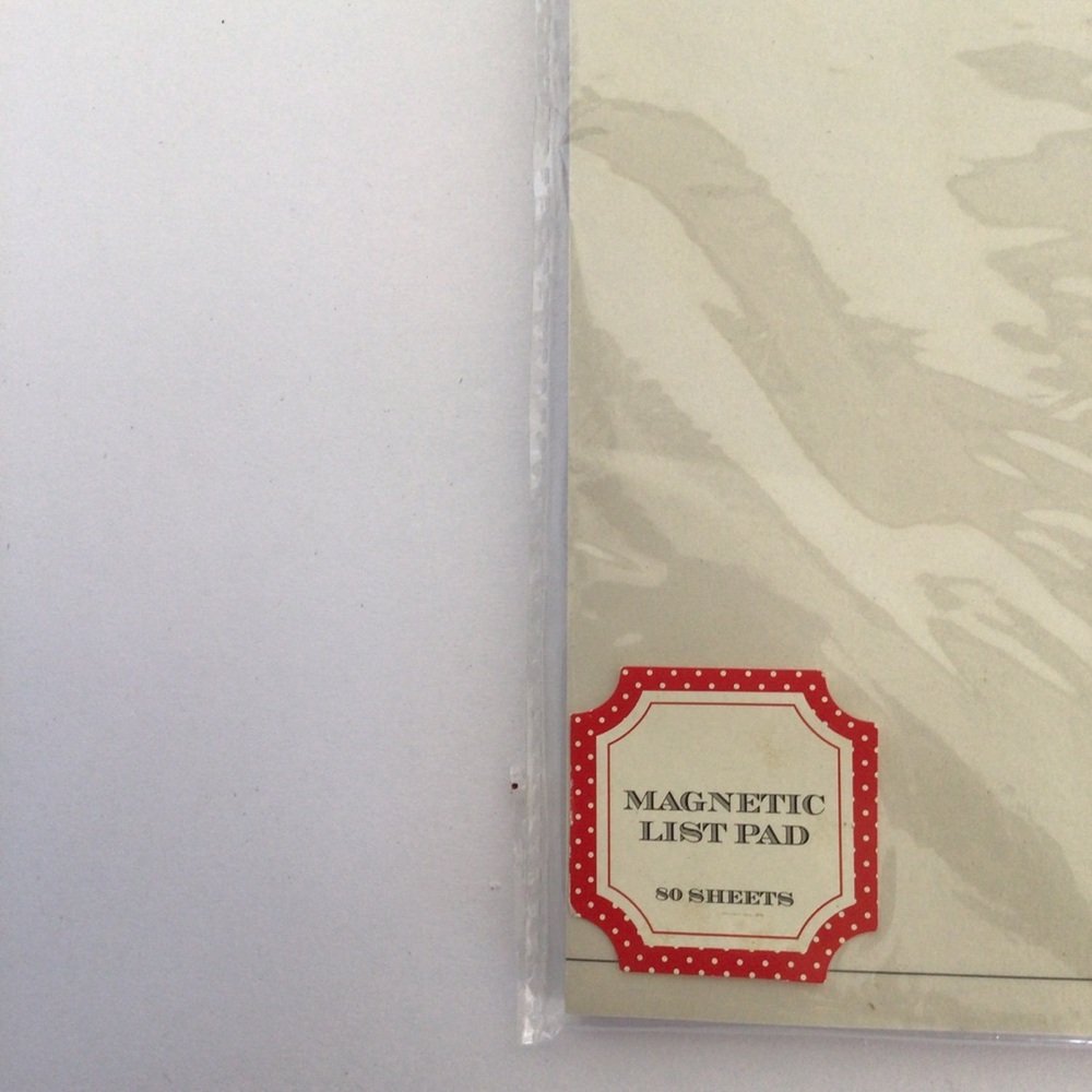 TARGET MONOGRAM B MAGNETIC NOTE PAD NWT - Picture 2 of 4